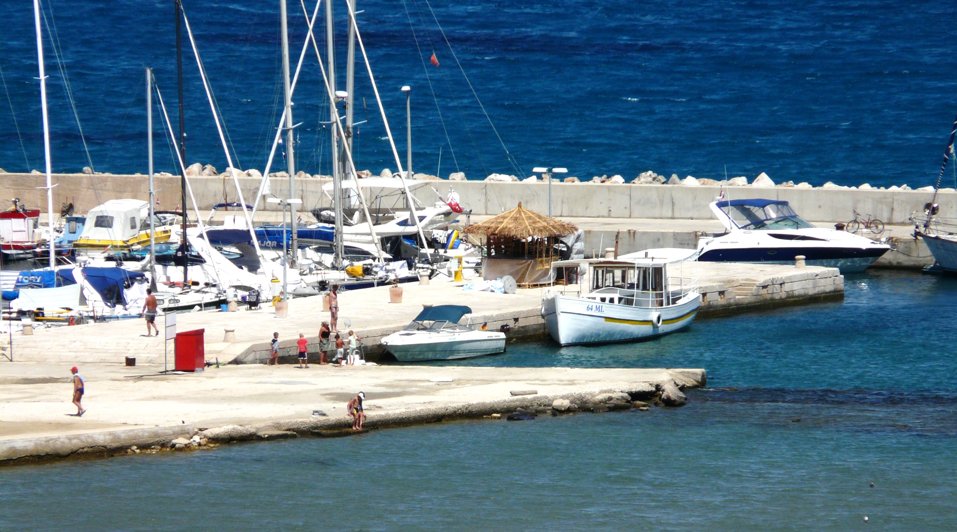Hafen Susak